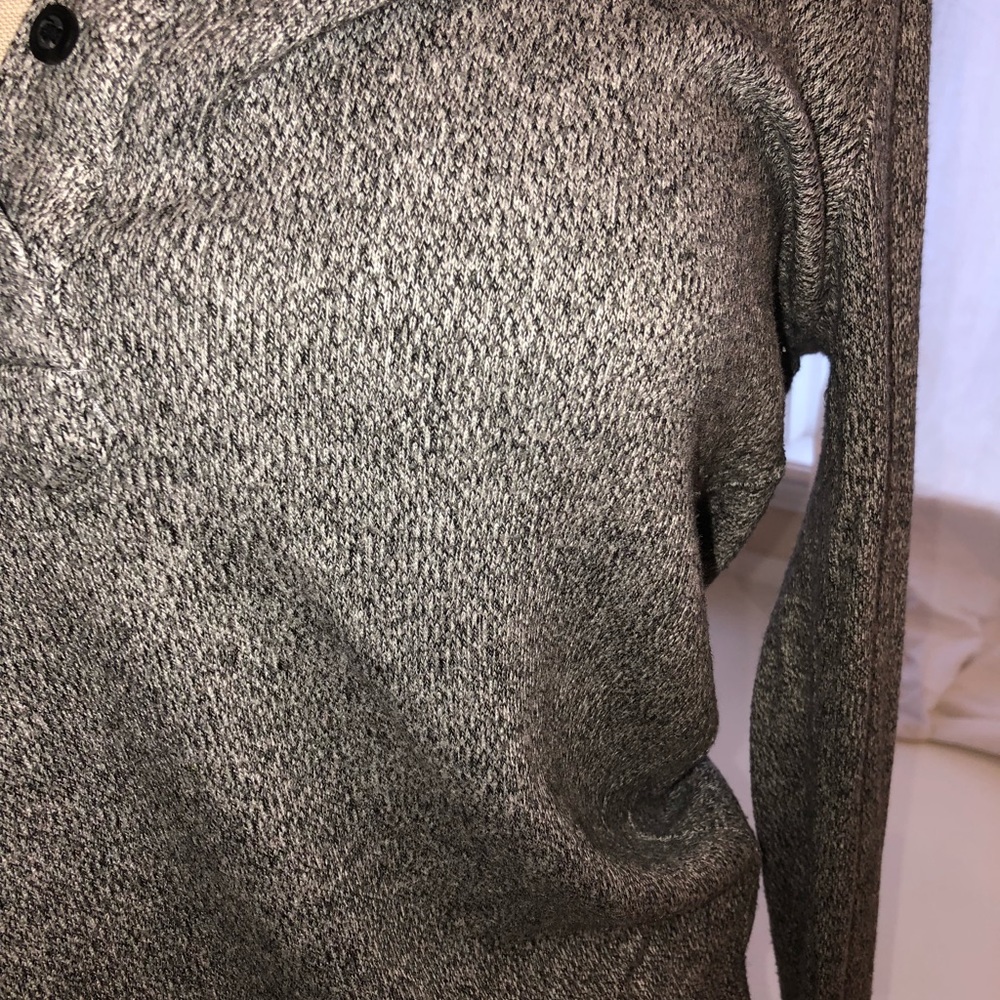 Sweater - Picture 4 of 5